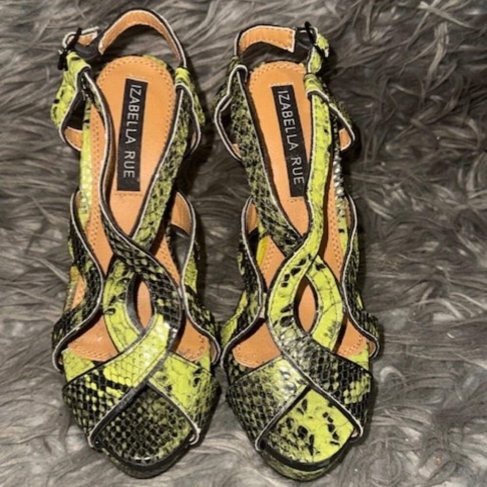 5.5 High Heal - Snake Skin Print in green and black